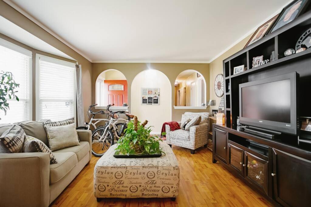 Becky & Marvels 420 Stay - Private Room Kansas City Exterior photo